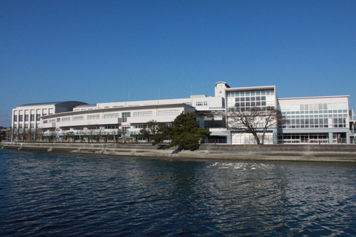 徳島市立高等学校 | 校舎全景